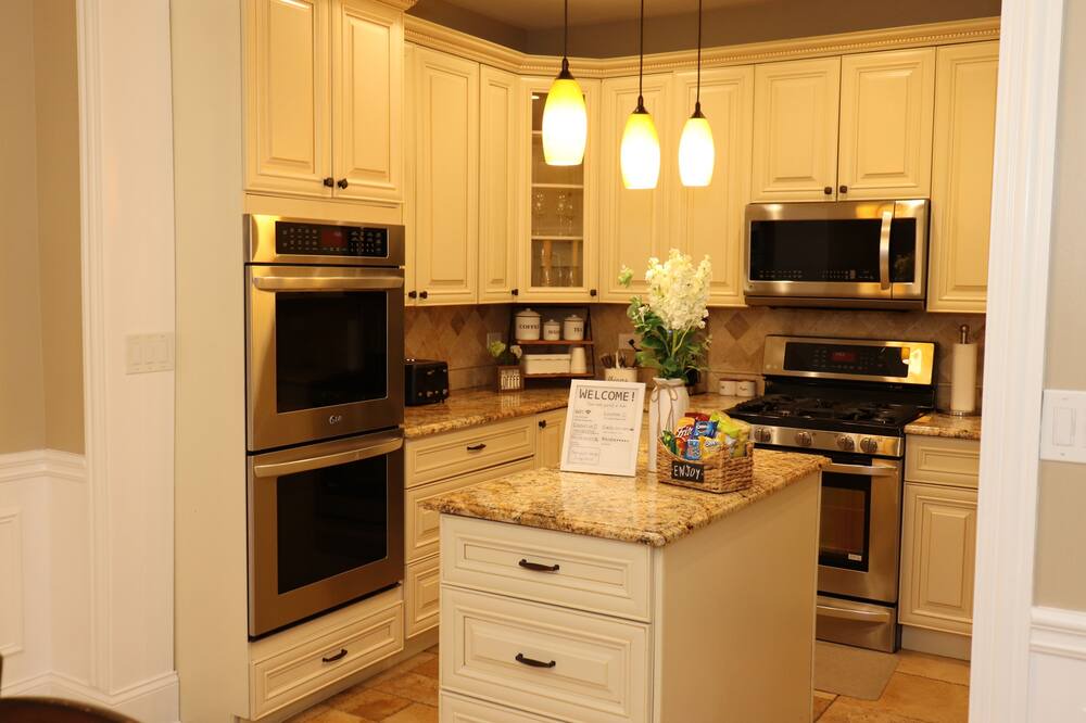 Photo of Kitchen in Albany Park
