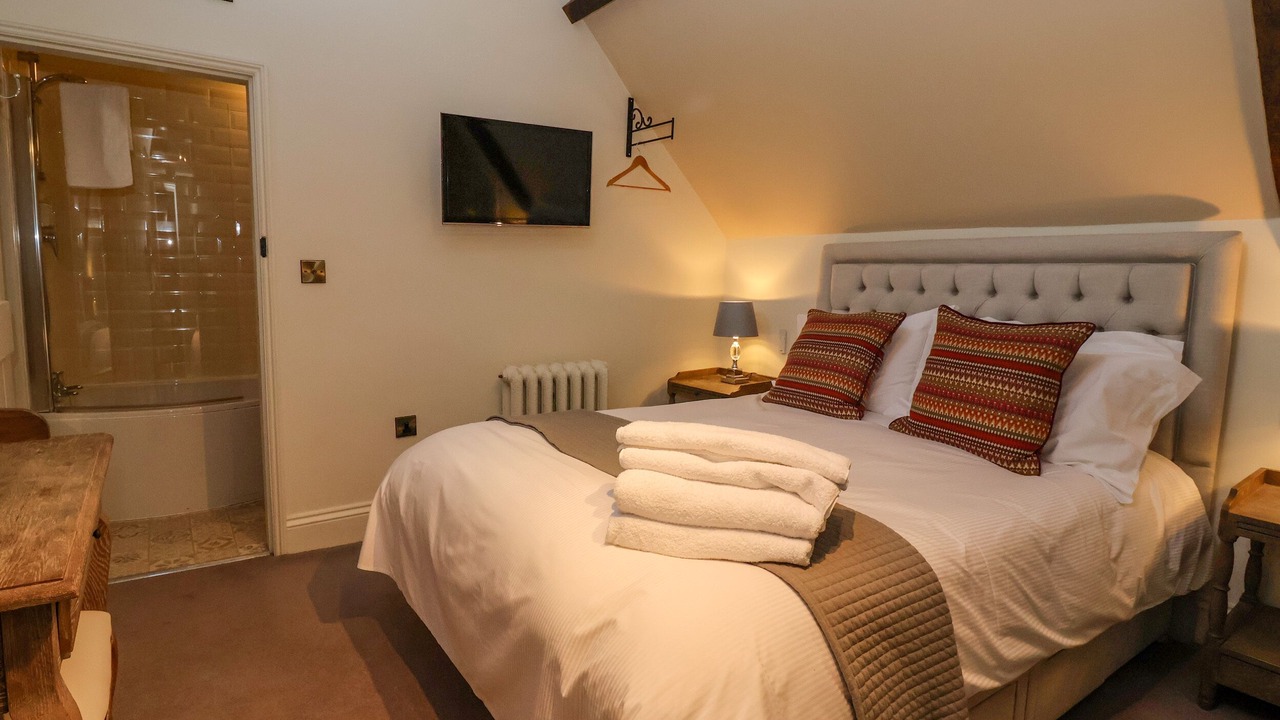 Photo of Others in Ryther