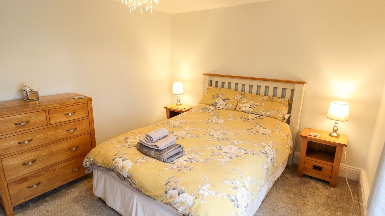 Photo of Others in Roos