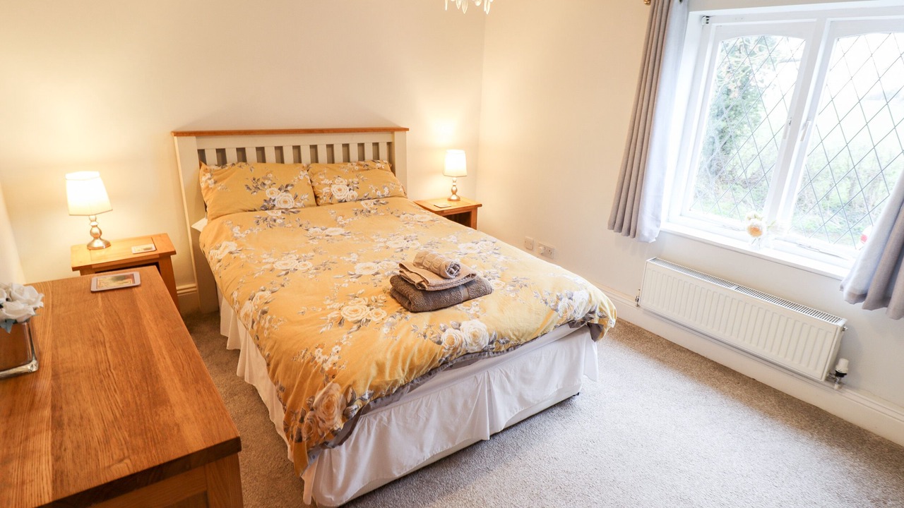 Photo of Others in Roos