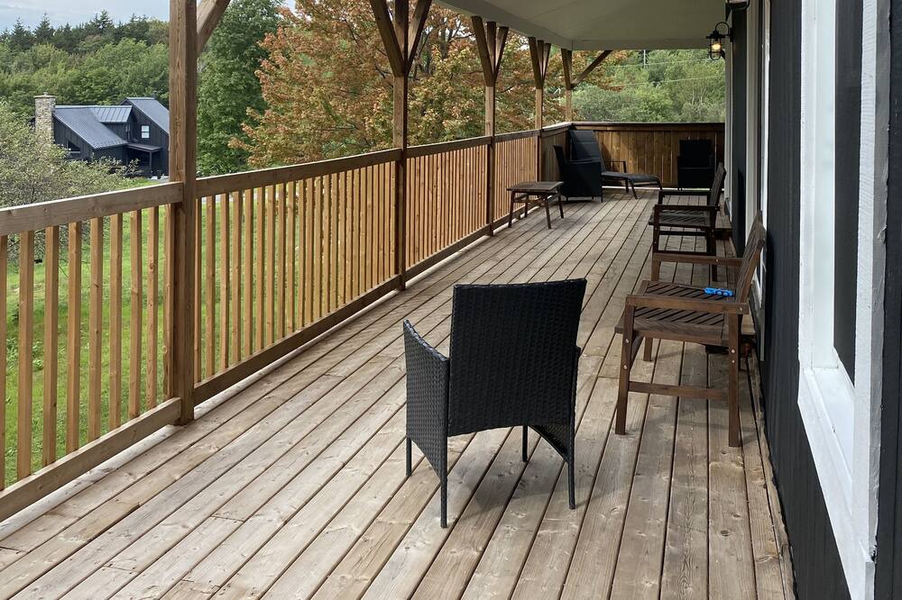 Photo of Outdoor in Bolton-Ouest