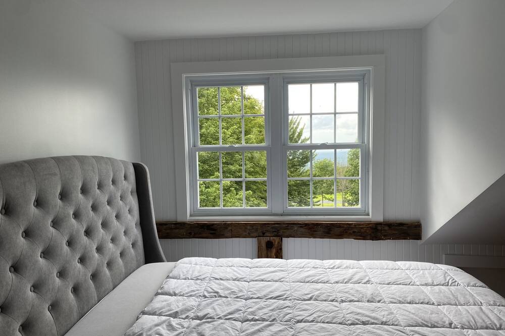 Photo of Bedroom in Bolton-Ouest