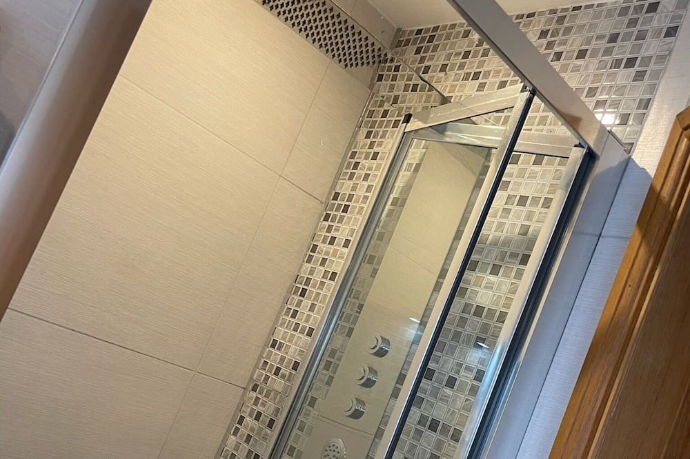 Photo of Others in Wilmslow