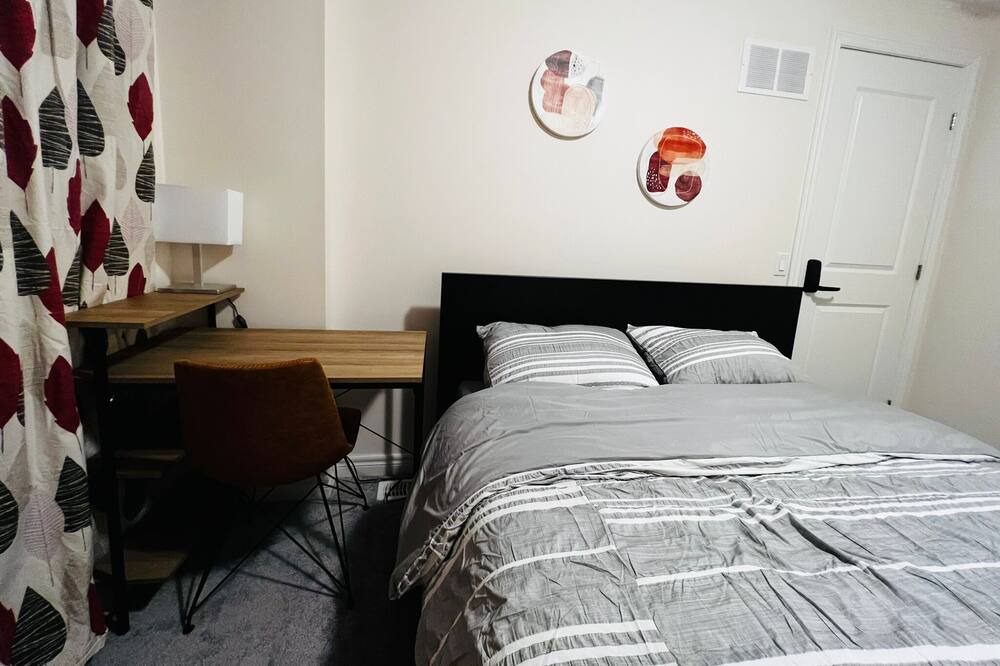 Photo of Bedroom in Hamilton