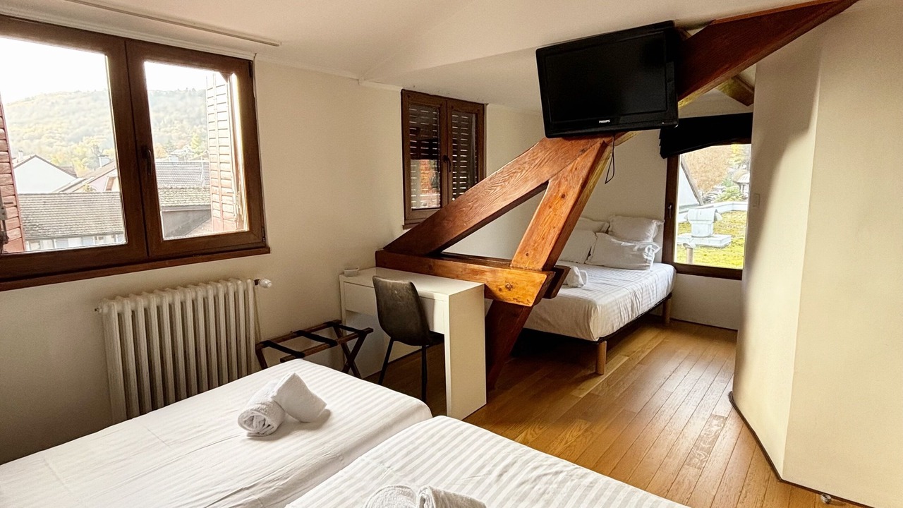 Photo of Bedroom in Divonne-les-Bains