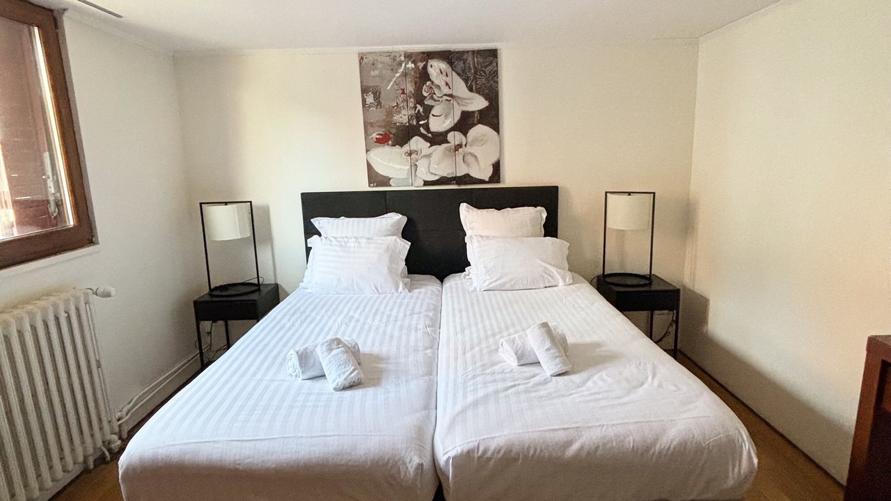 Photo of Bedroom in Divonne-les-Bains