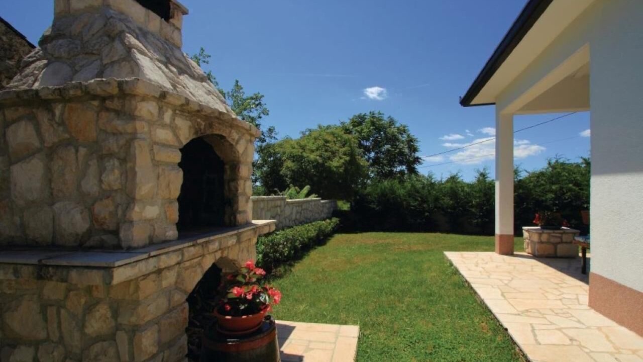 Photo of Patio Balcony in Marceljani