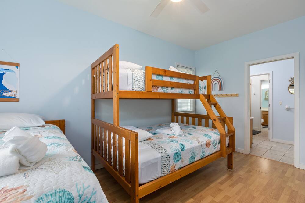 Photo of Others in Kahuku