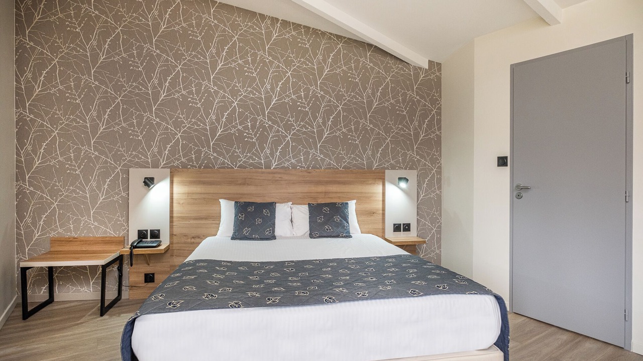 Photo of Bedroom in Arbouans