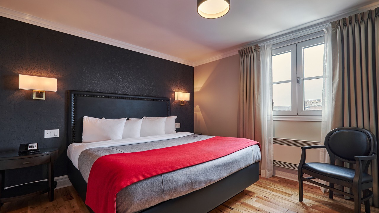 Photo of Bedroom in Old Montreal