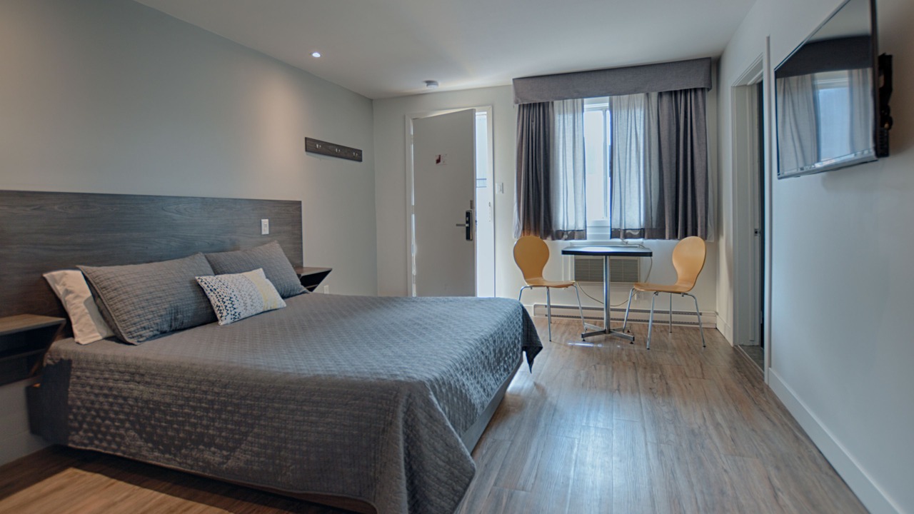 Photo of Bedroom in Fabreville