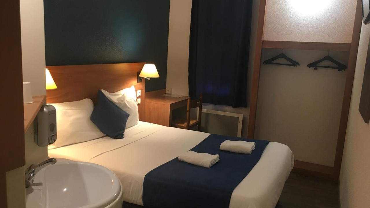 Photo of Others in Glisy