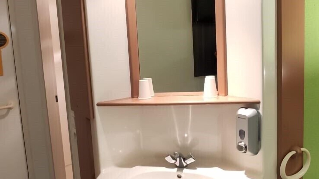 Photo of Bathroom in Glisy