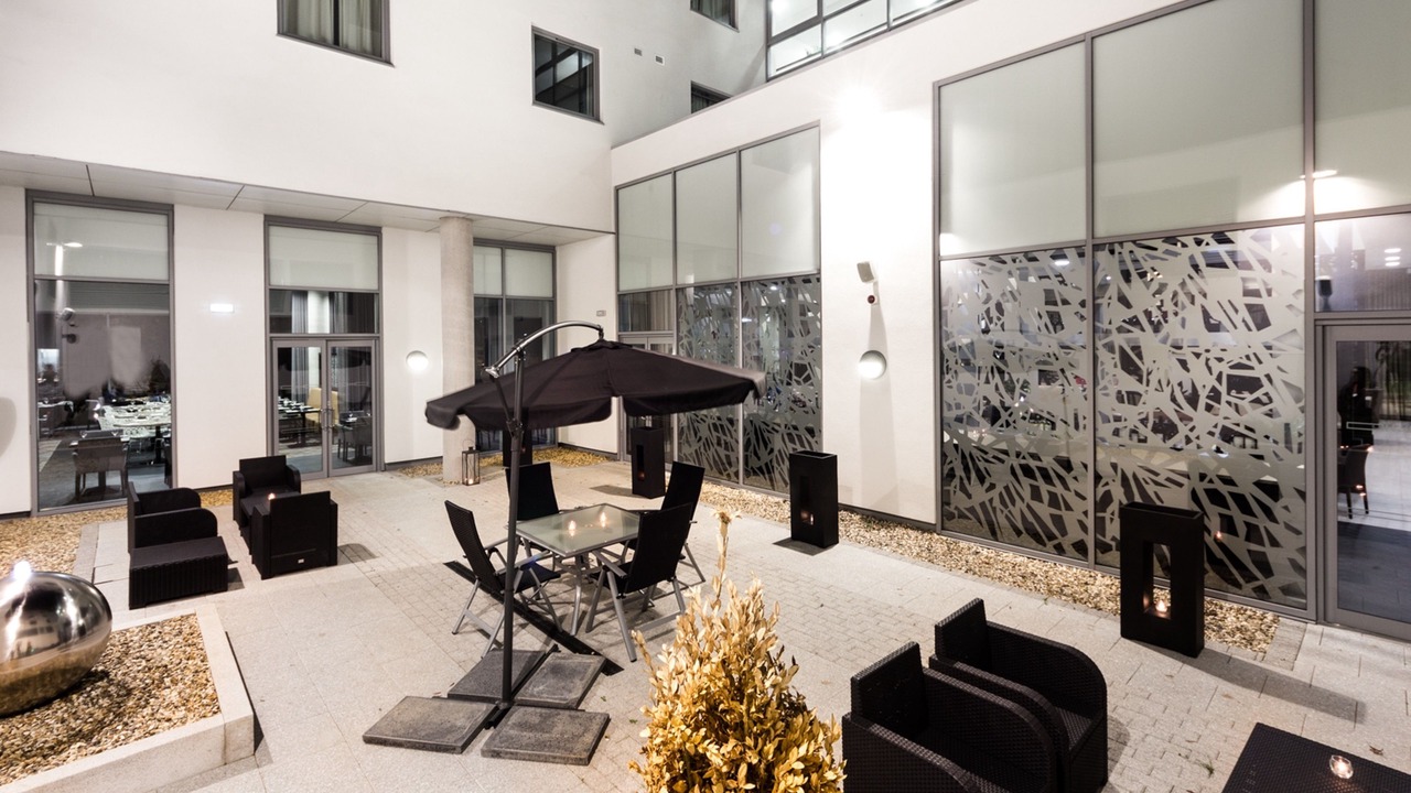 Photo of Patio Balcony in Heston