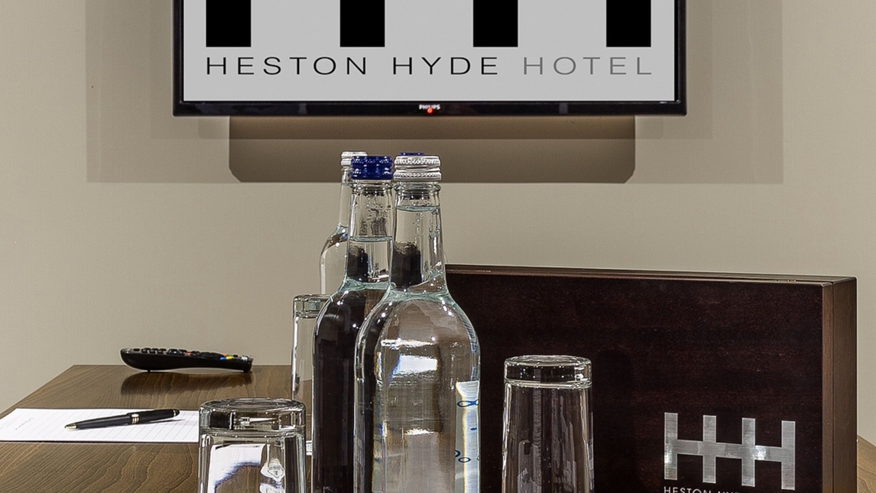 Photo of Others in Heston