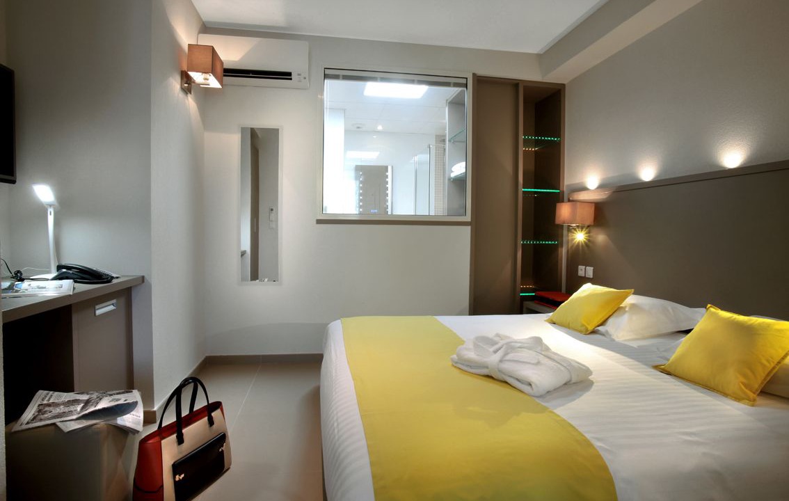 Photo of Bedroom in Valbonne