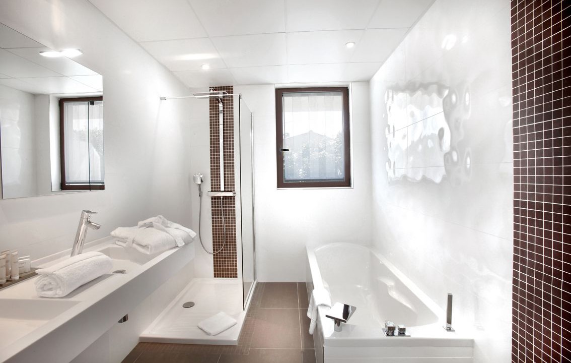 Photo of Bathroom in Valbonne