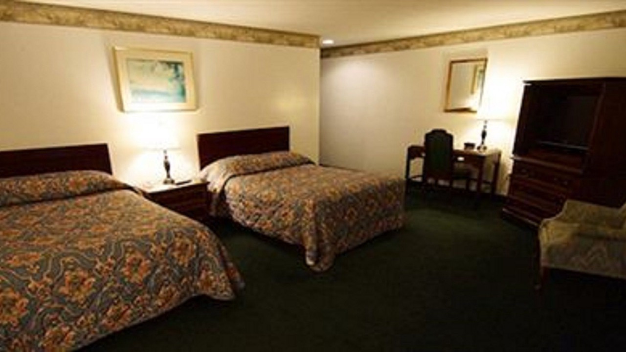 Photo of Bedroom in Town of Sharon