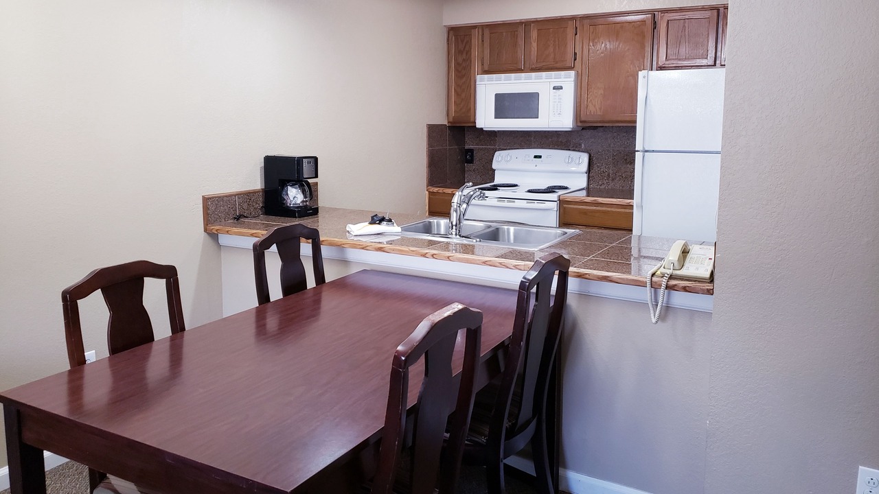 Photo of Livingroom in Lansing