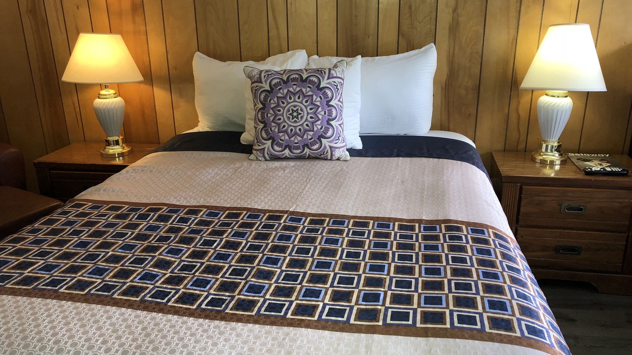 Photo of Bedroom in Lakeside Park