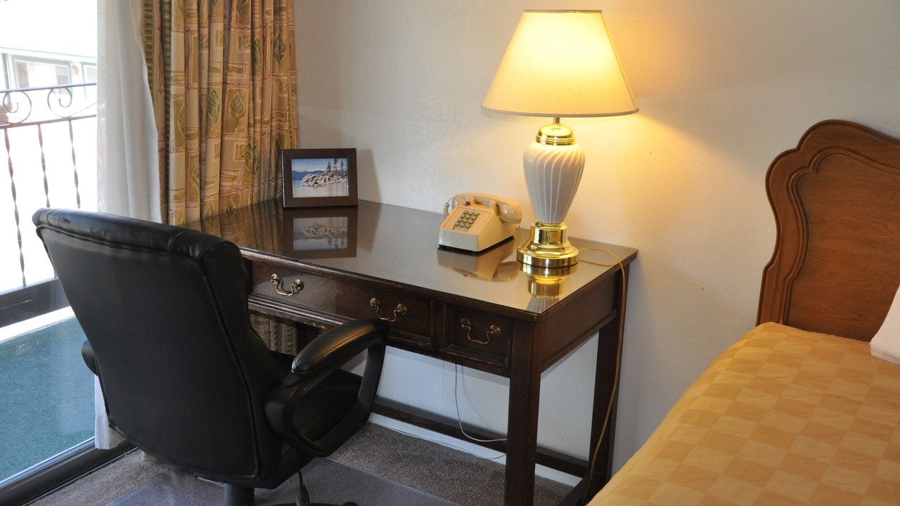 Photo of Livingroom in Lakeside Park