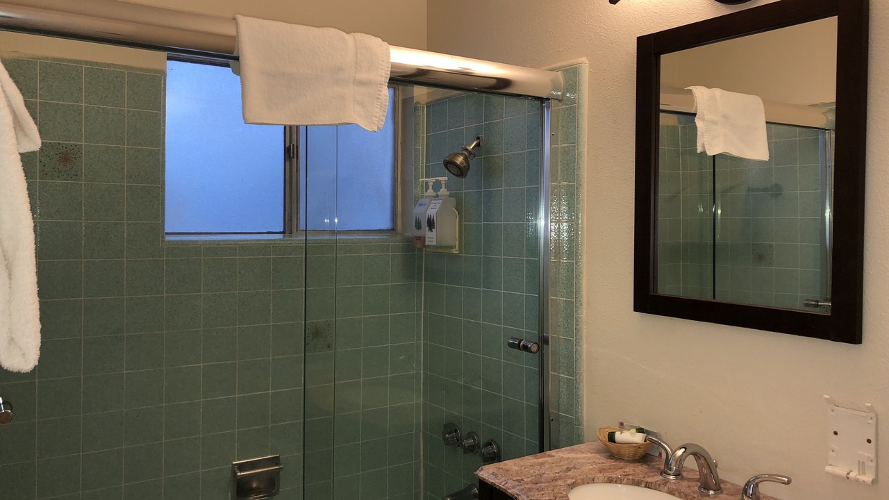 Photo of Bathroom in Lakeside Park