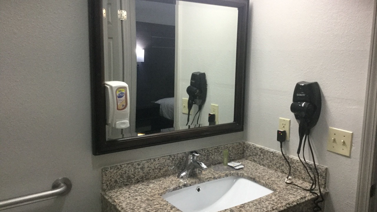 Photo of Bathroom in Muskogee