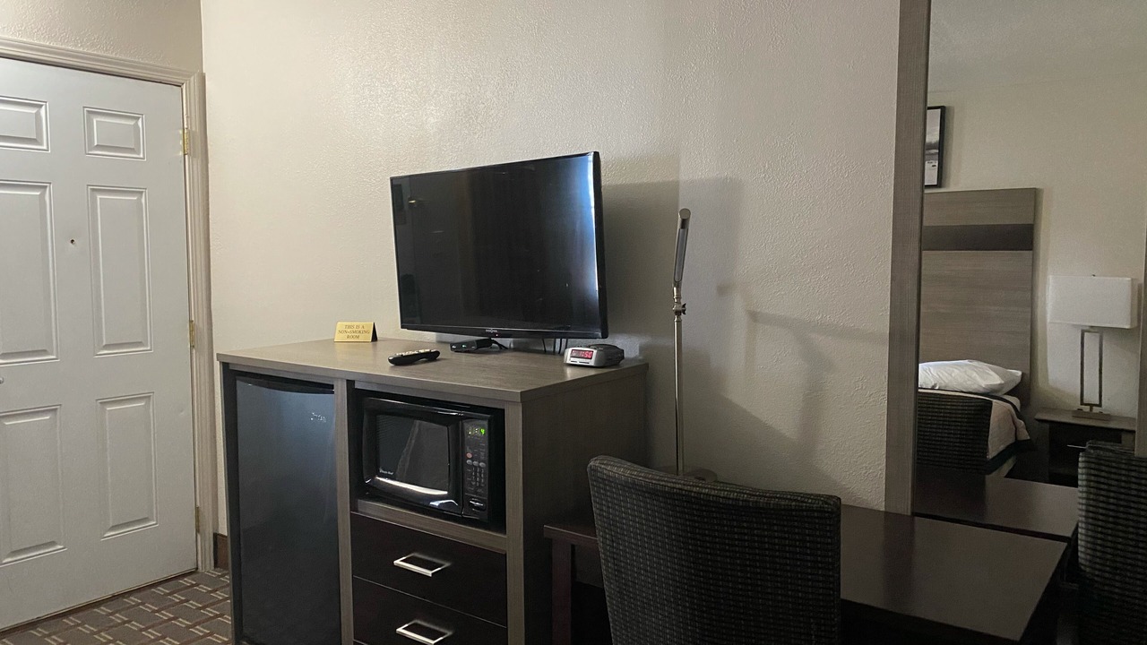 Photo of Bedroom in Tahoe Valley