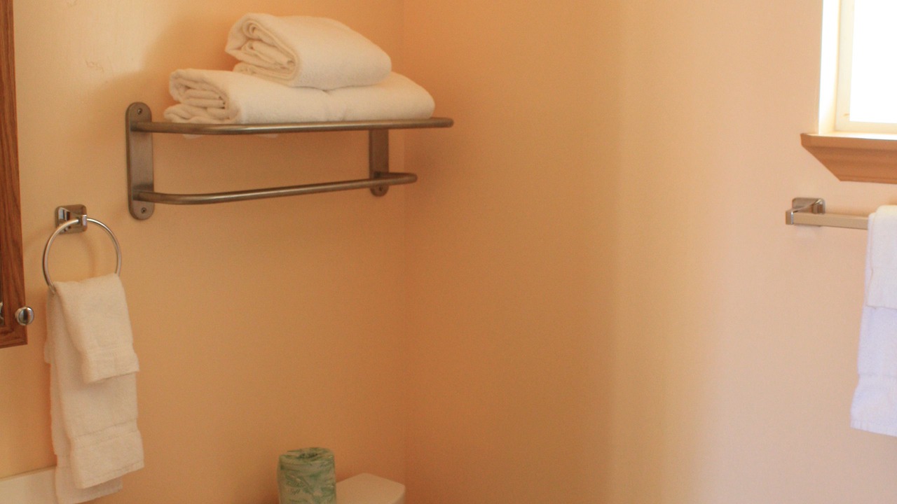 Photo of Bathroom in Apple Hill