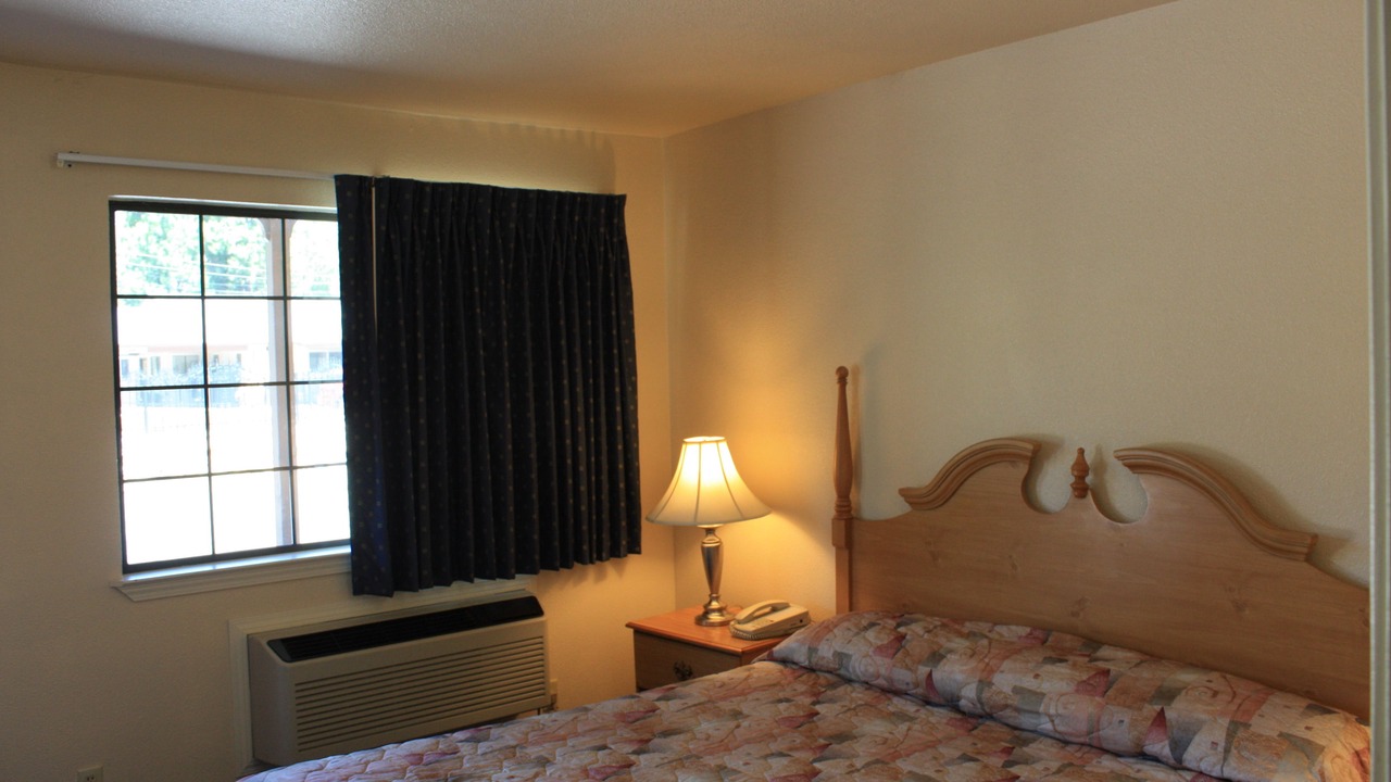 Photo of Bedroom in Apple Hill