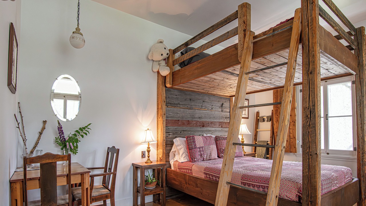 Photo of Bedroom in Baie-St-Paul