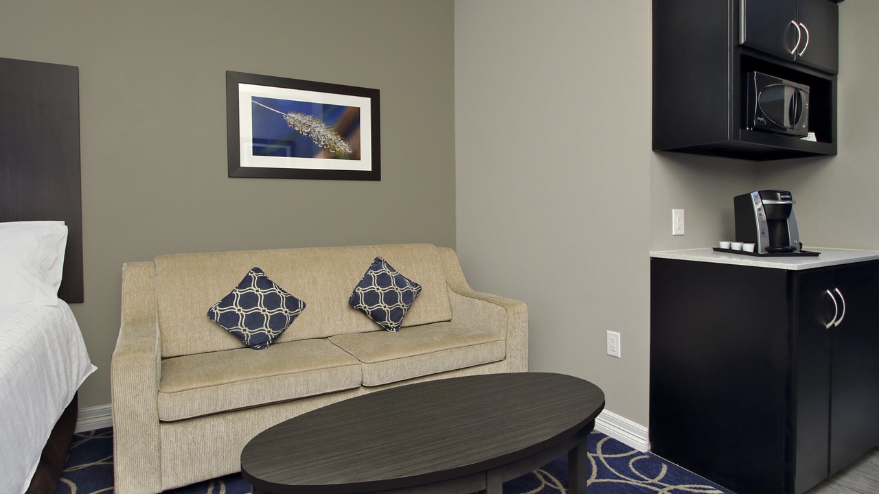 Photo of Bedroom in Greater Greenspoint