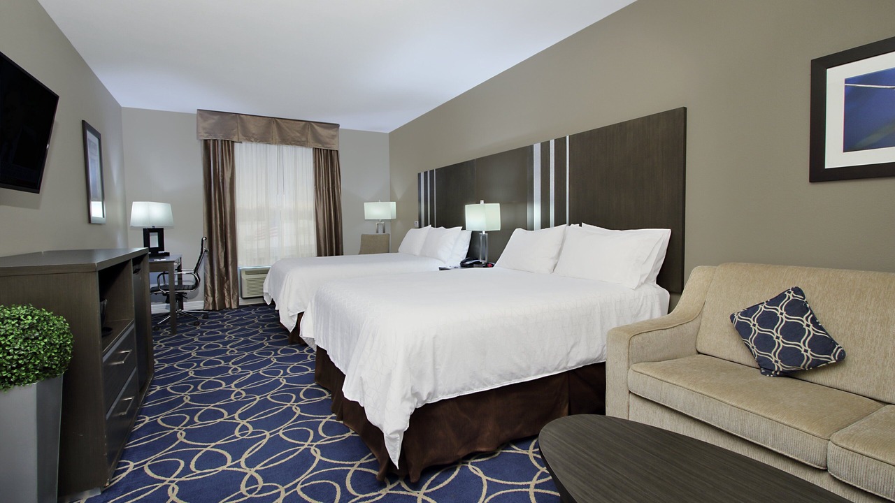 Photo of Bedroom in Greater Greenspoint