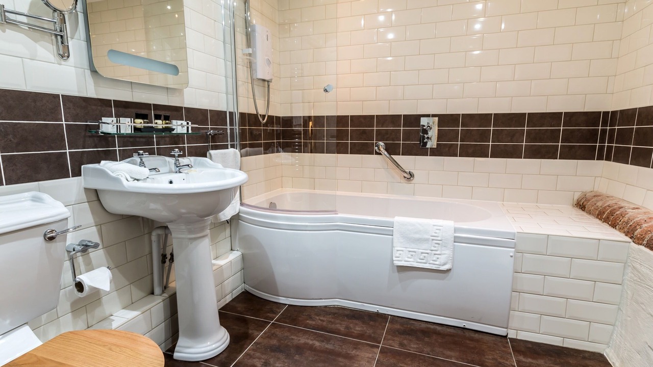 Photo of Bathroom in Elton