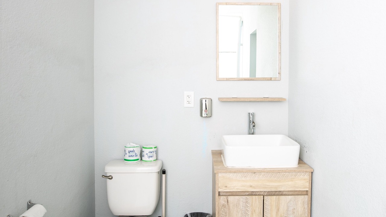Photo of Bathroom in Gateway District