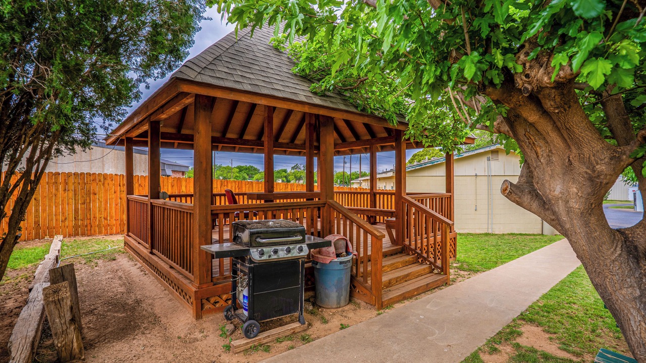 Photo of Patio Balcony in Ira