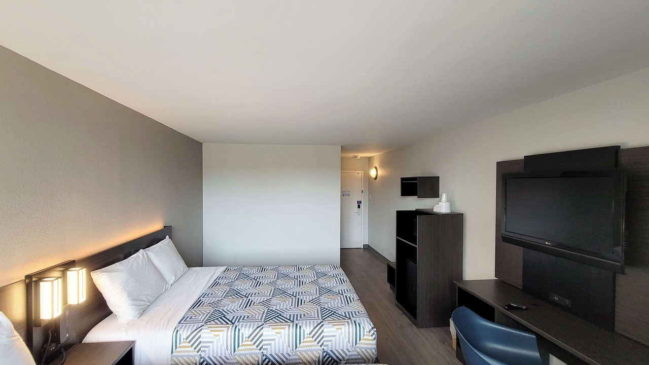 Photo of Bedroom in Jackson