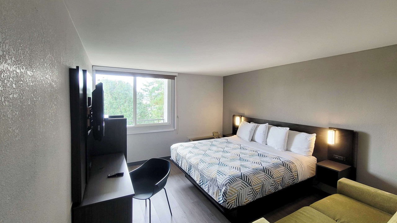 Photo of Bedroom in Jackson