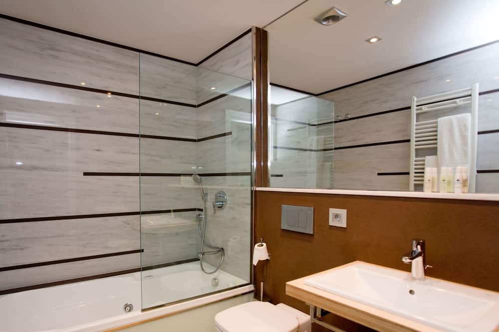 Photo of Bedroom in Campdevanol