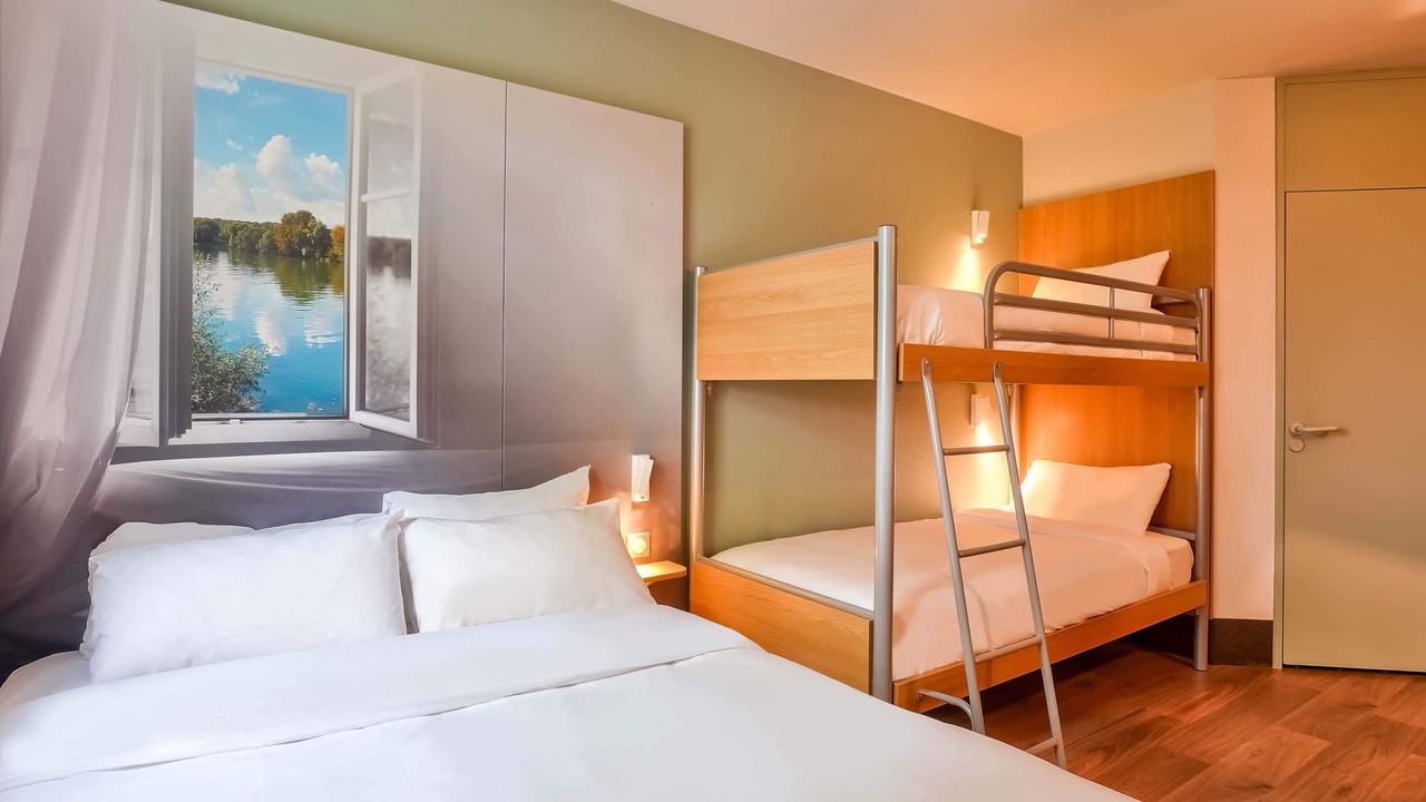 Photo of Bedroom in Goussainville