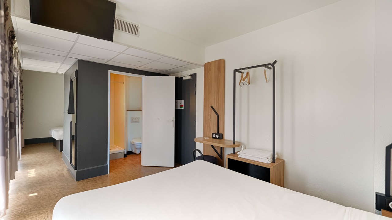 Photo of Bedroom in La Joliette