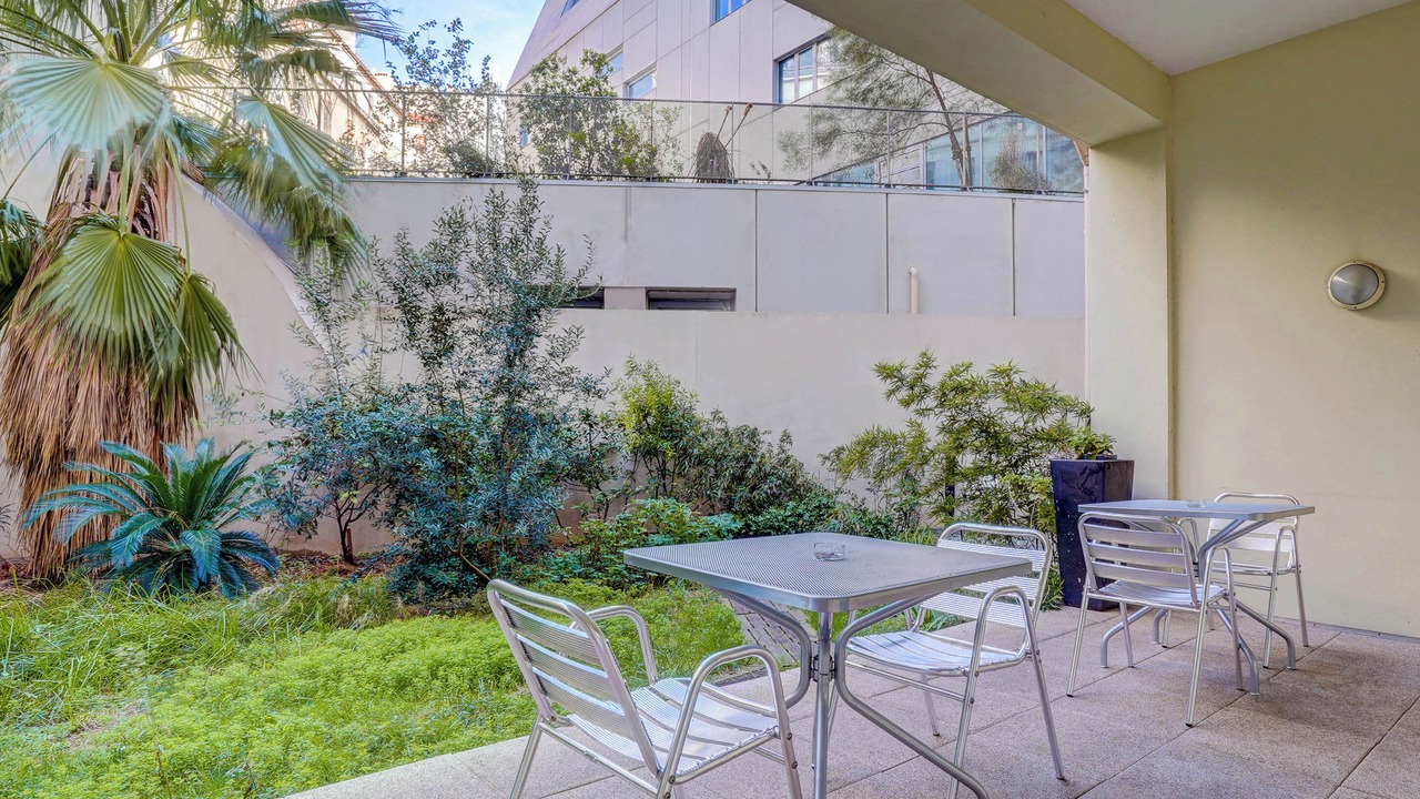 Photo of Patio Balcony in La Joliette