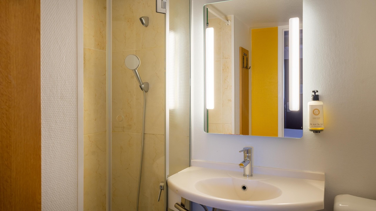 Photo of Bathroom in Lanester