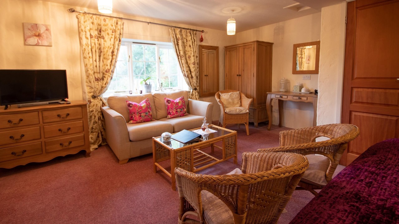 Photo of Bedroom in Barns Green