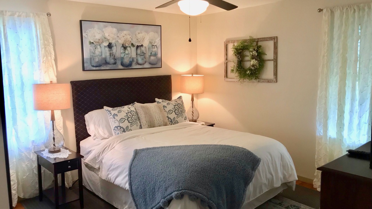 Photo of Bedroom in Niagara Falls