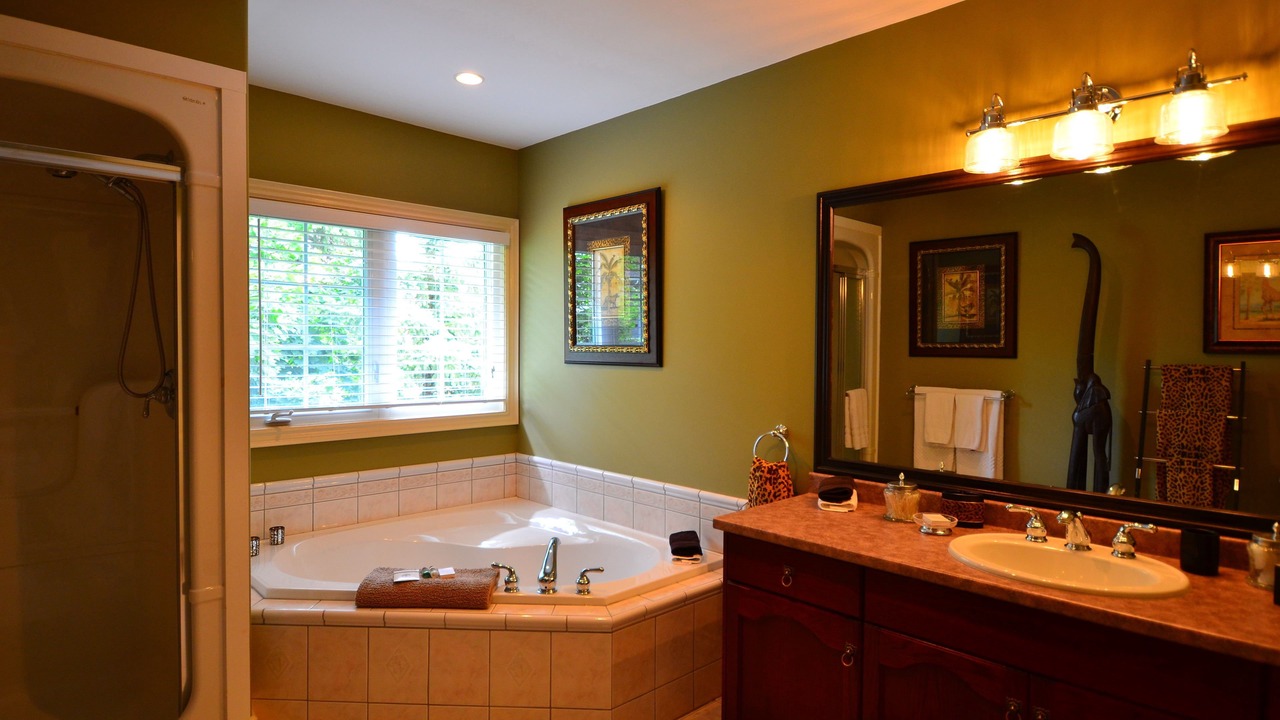 Photo of Bathroom in Historic Old Town