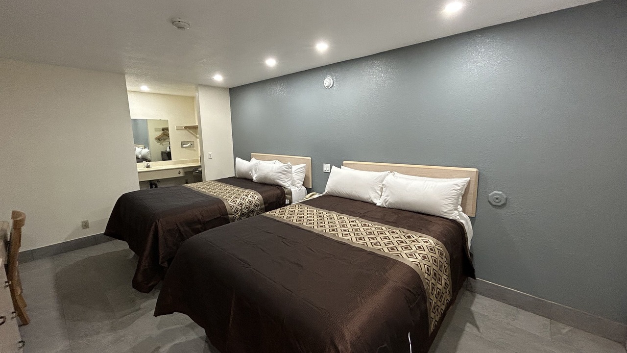 Photo of Bedroom in Victorville