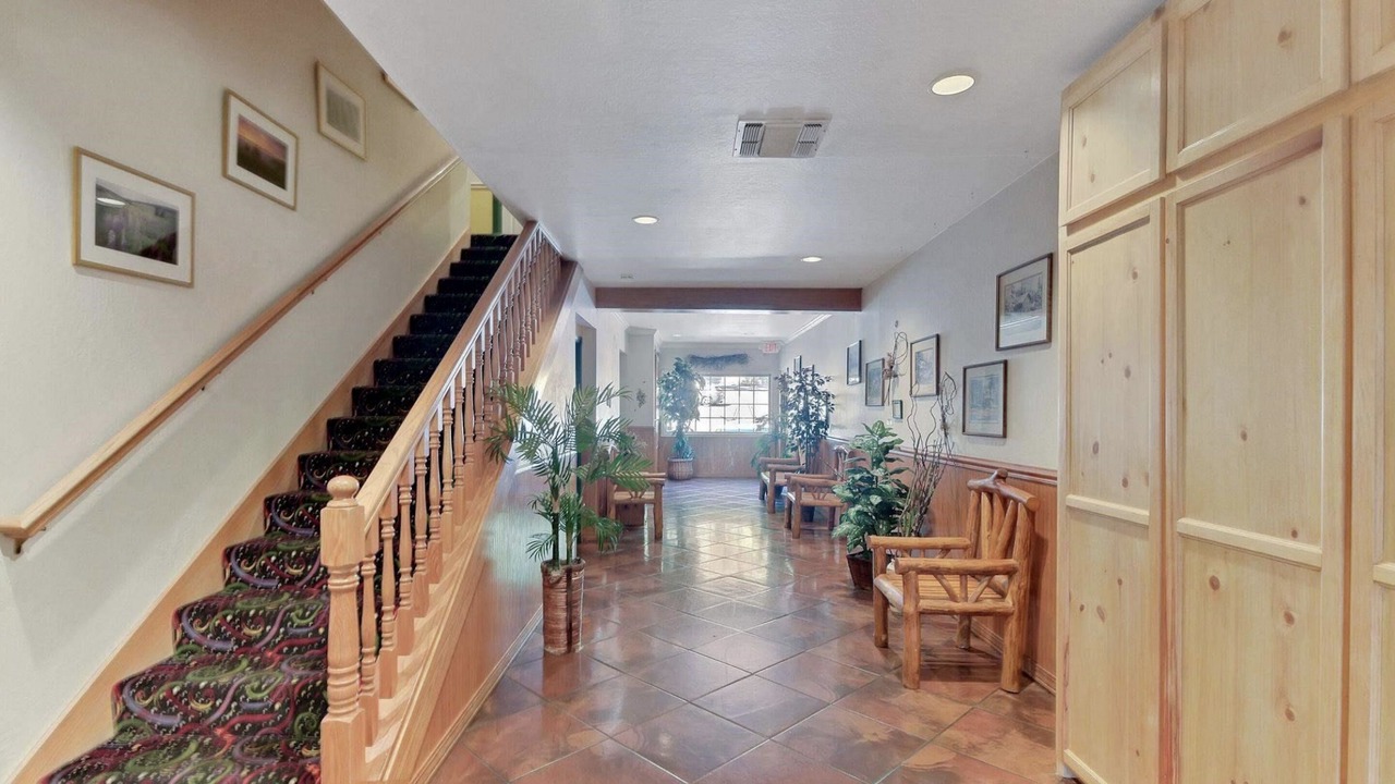 Photo of Outdoor in Strawberry