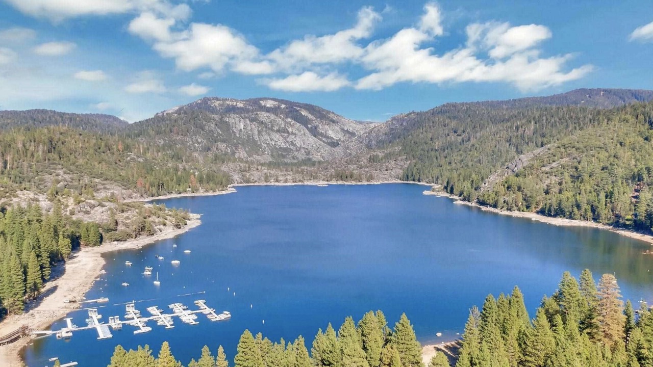 Photo of Others in Strawberry