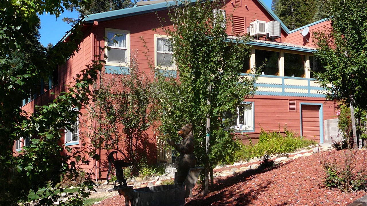 Photo of Outdoor in Strawberry